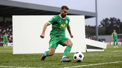 Plymouth Argyle captain Joe Edwards, 35, is set to feature for the club's under-21s against Cardiff City tonight as he...